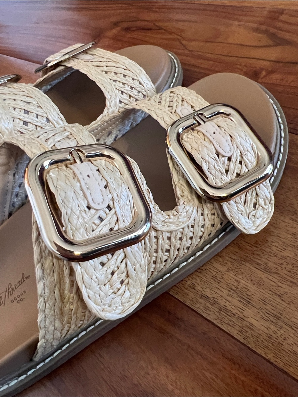 Universal Thread - Collin Sandals - Picture 4 of 6